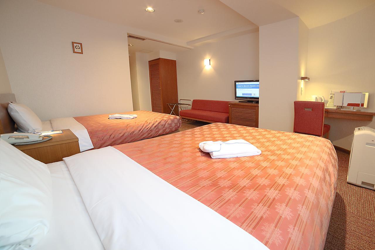 Higashimurayama Kumegawa Wing Hotel מראה חיצוני תמונה